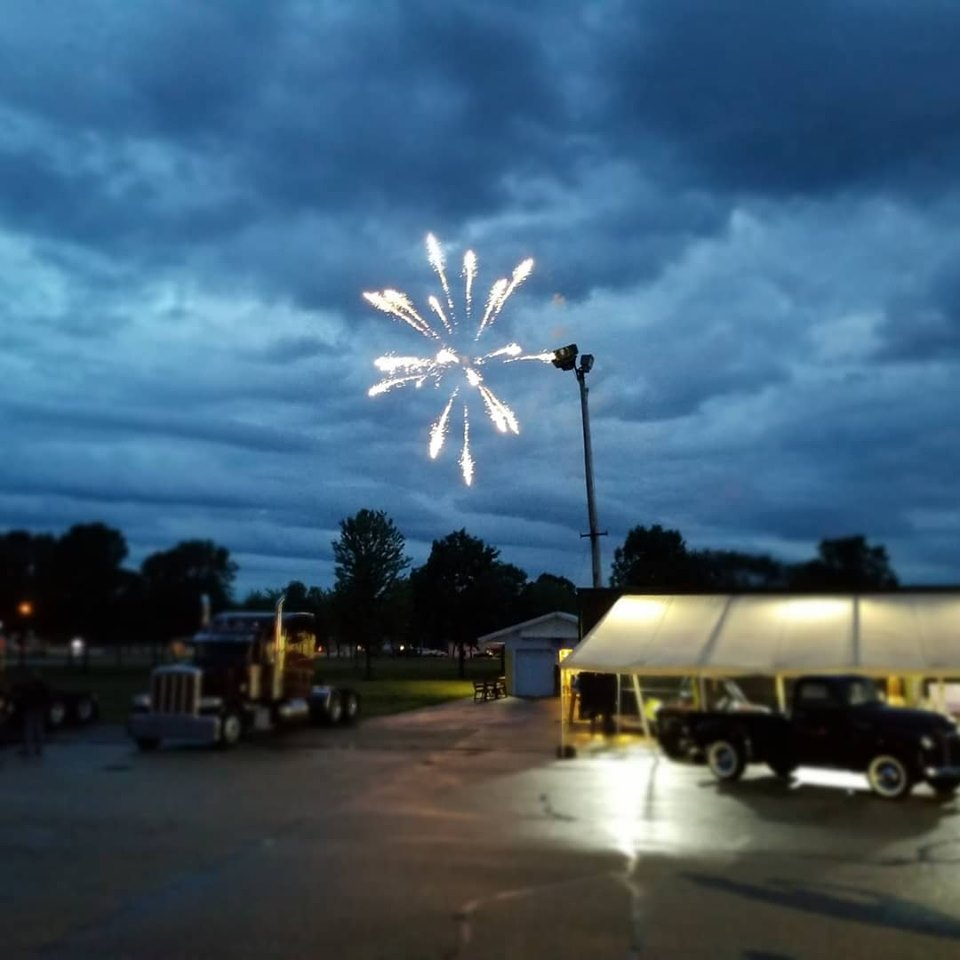 Roy Hubbard Memorial Truck Show (2019) Fireworks